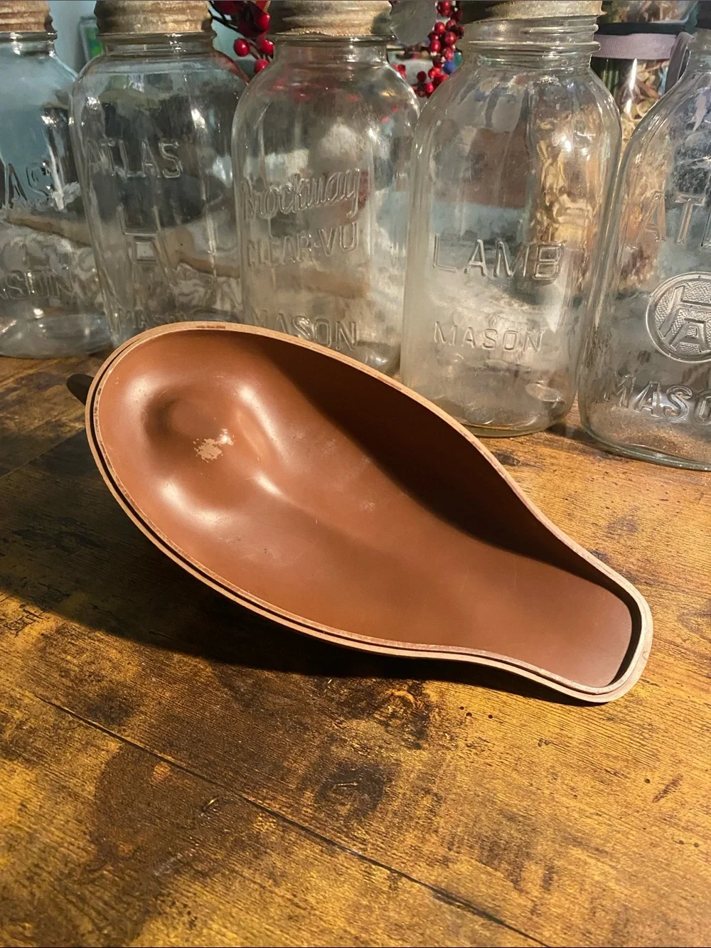 Rustic plastic duck - Picture 5 of 5